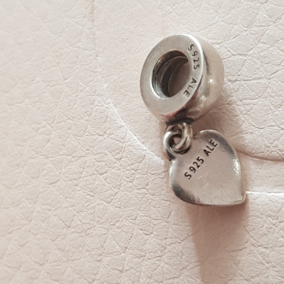 2 Pandora heart dangles - Picture 4 of 9